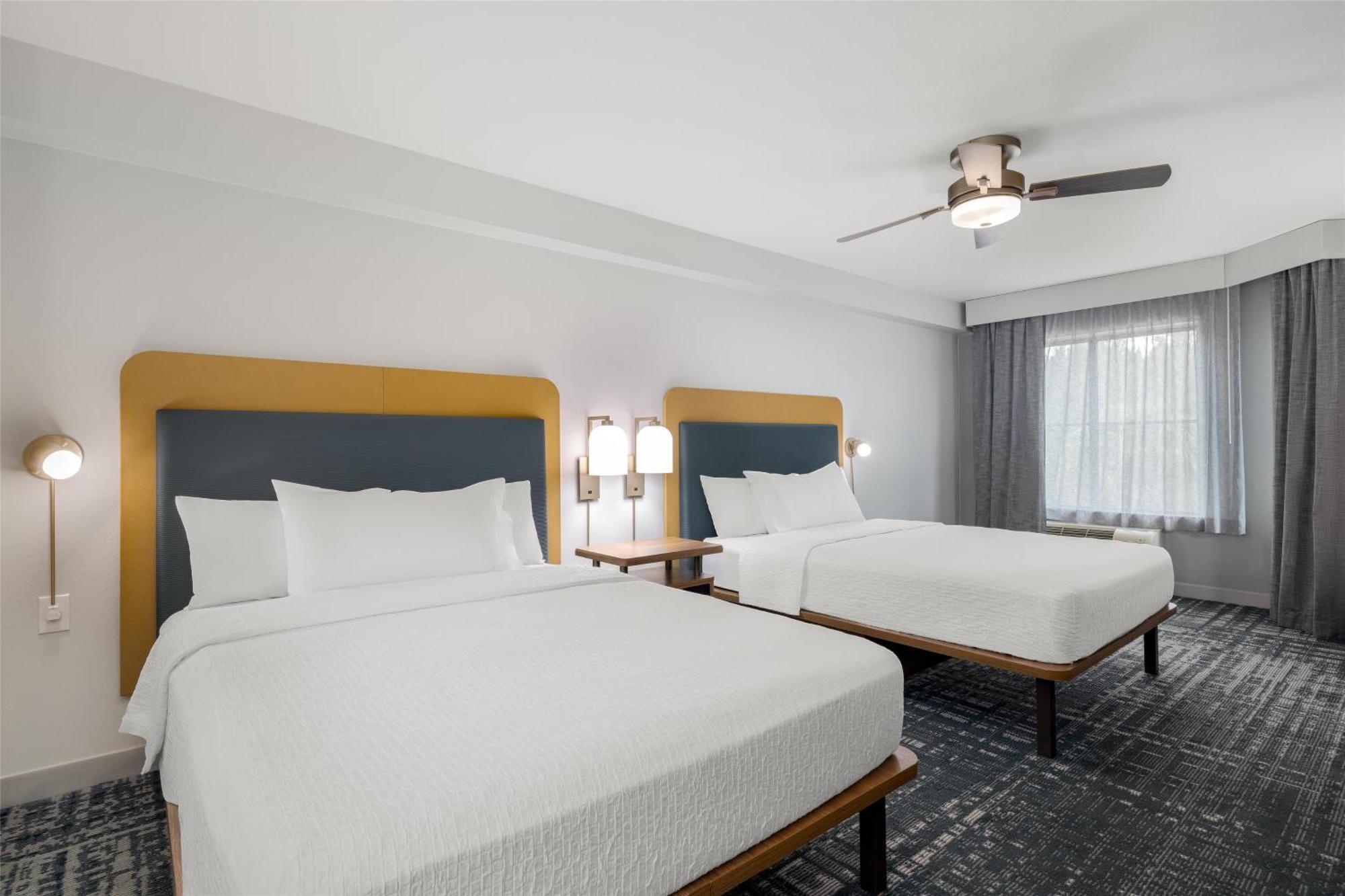 Suite Two Double Beds Mobility Access or Non-Smoking